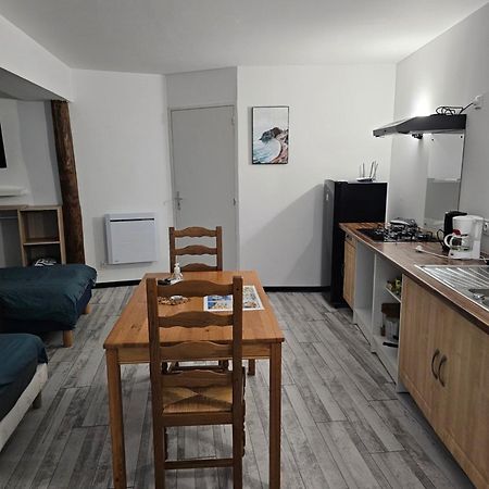 Studio Fains-Les-Sources Luaran gambar