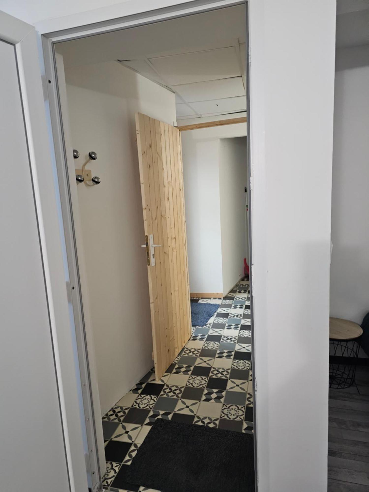 Studio Fains-Les-Sources Luaran gambar